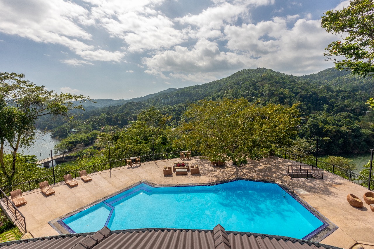 FAMILY RESORT IN DIGANA