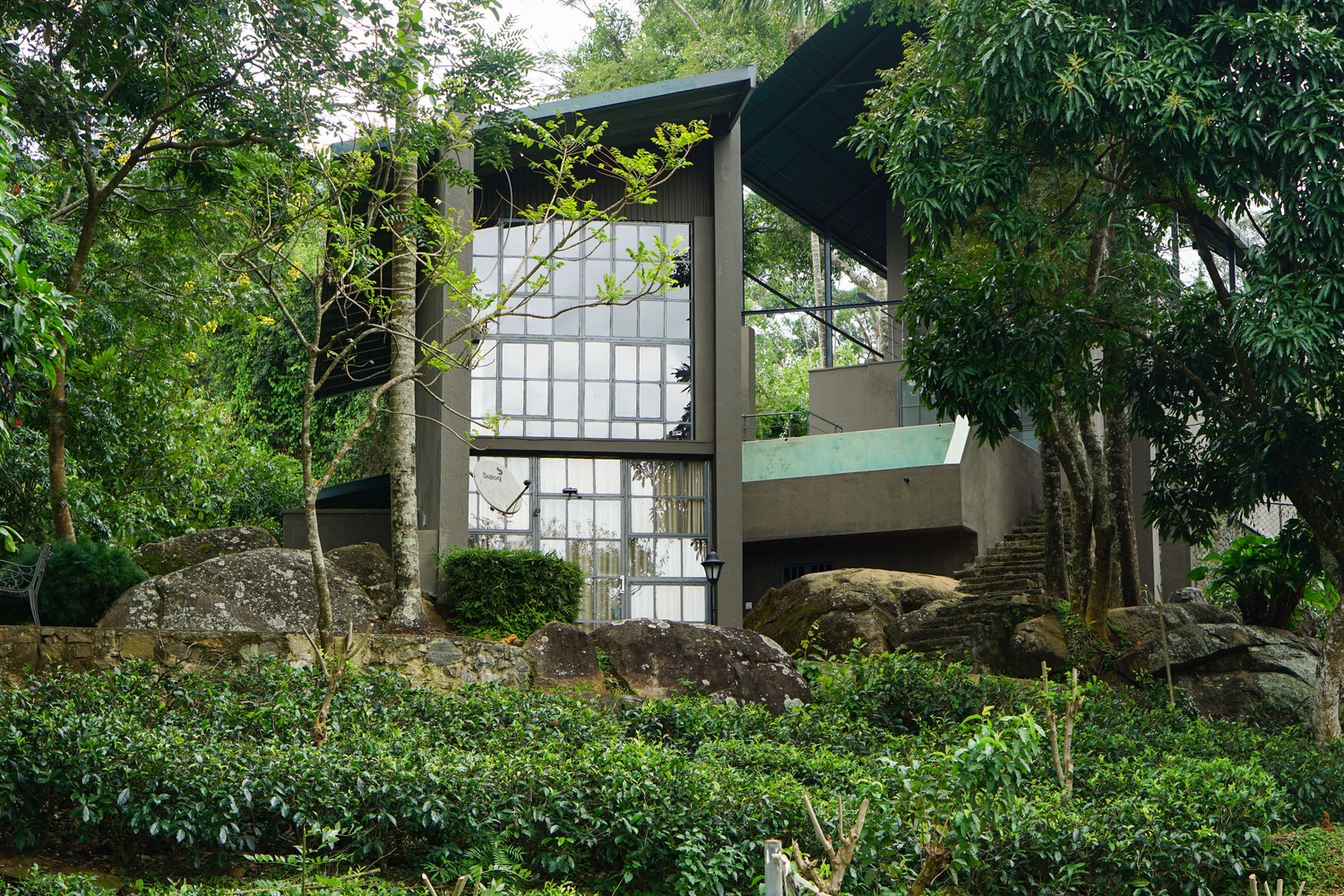 LODGE IN HANTHANA