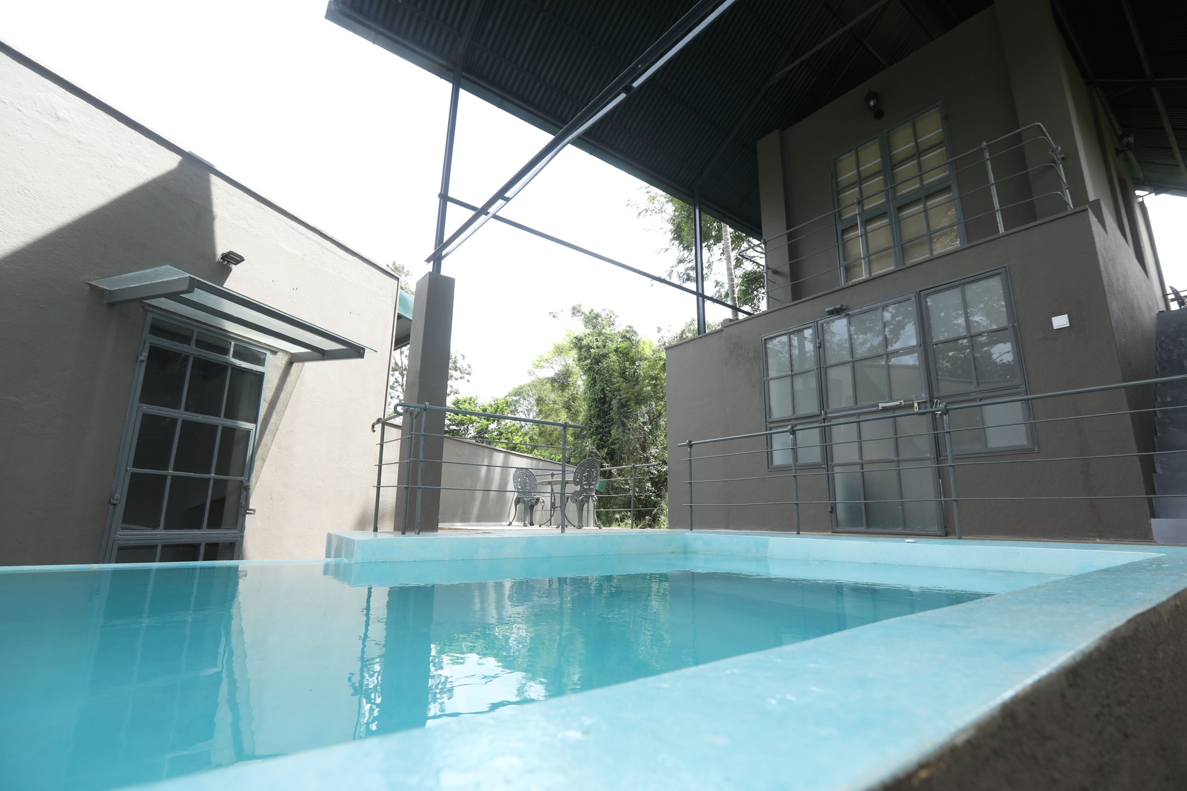 LODGE IN HANTHANA